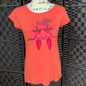 Baby Angel Peach Parrot Birds “Looking for Love” Graphic T-Shirt Sz M